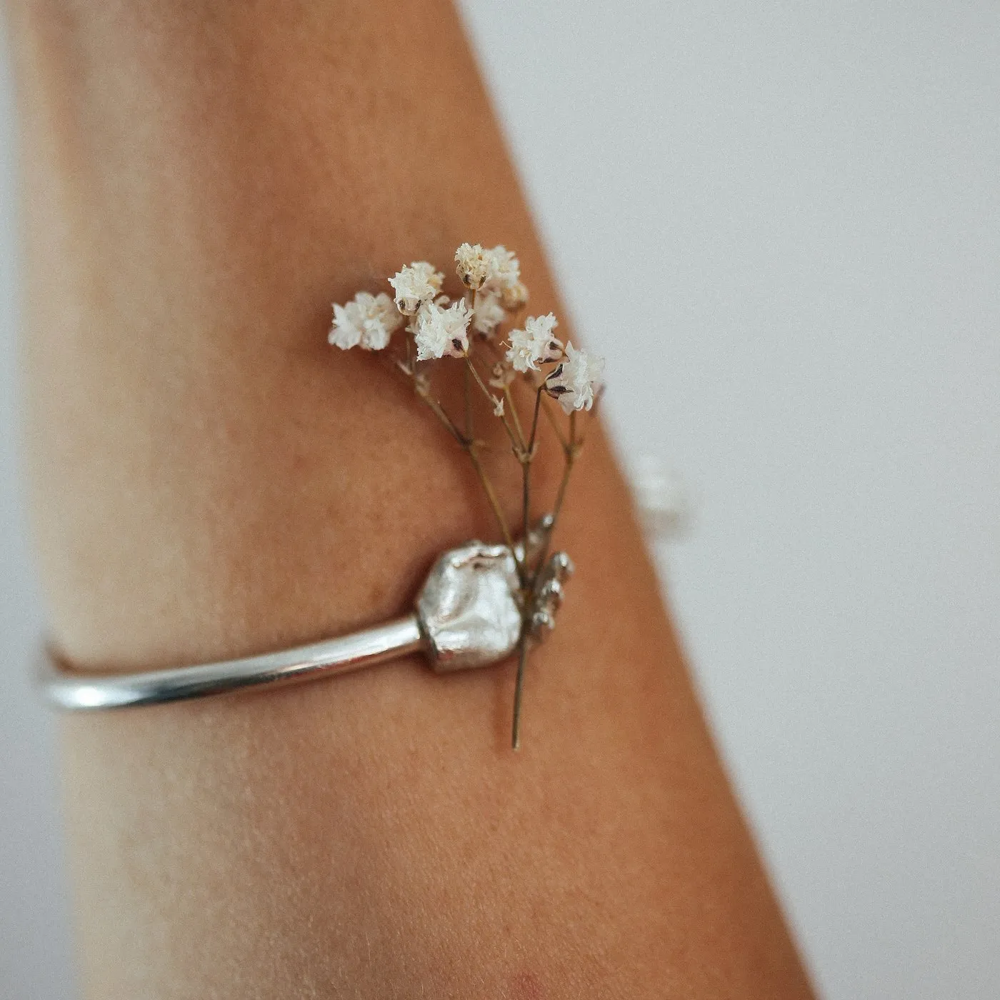 dovile_bertulyte_jewellery_hand_cuff12