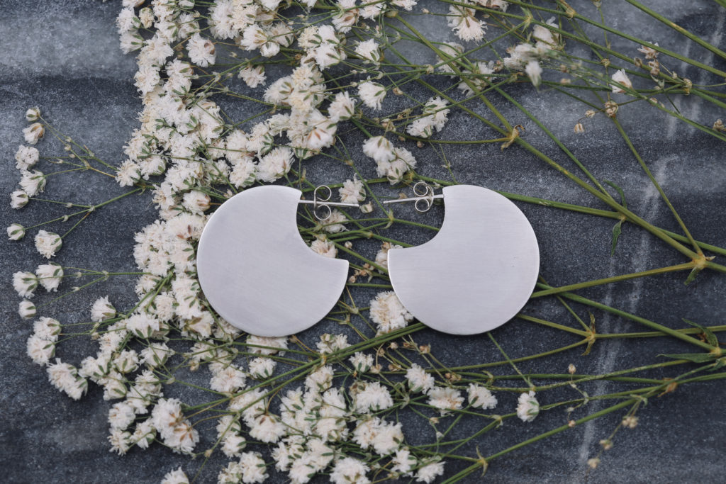 brushed silver disc earrings