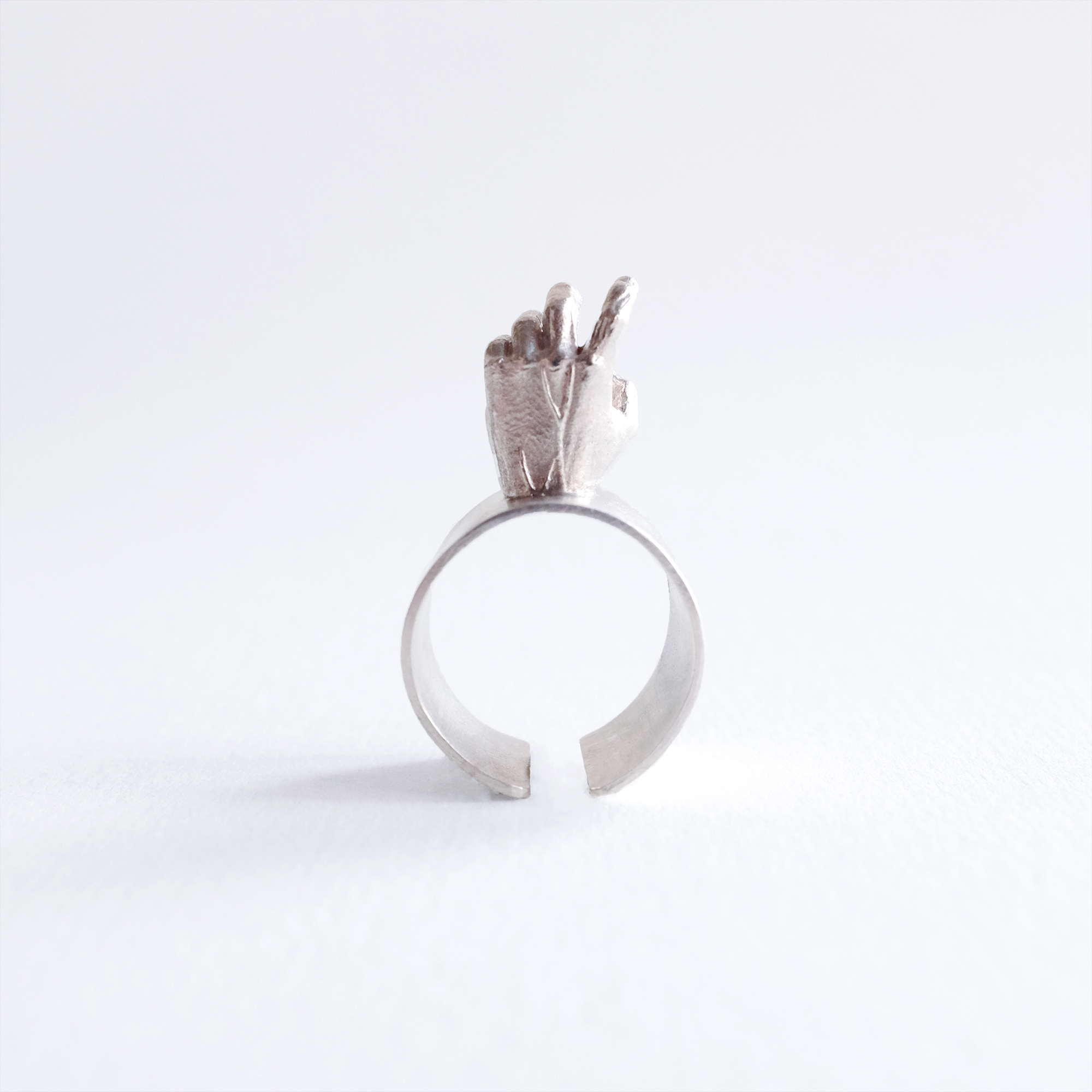 Phobia | Silver Hand Ring Colin